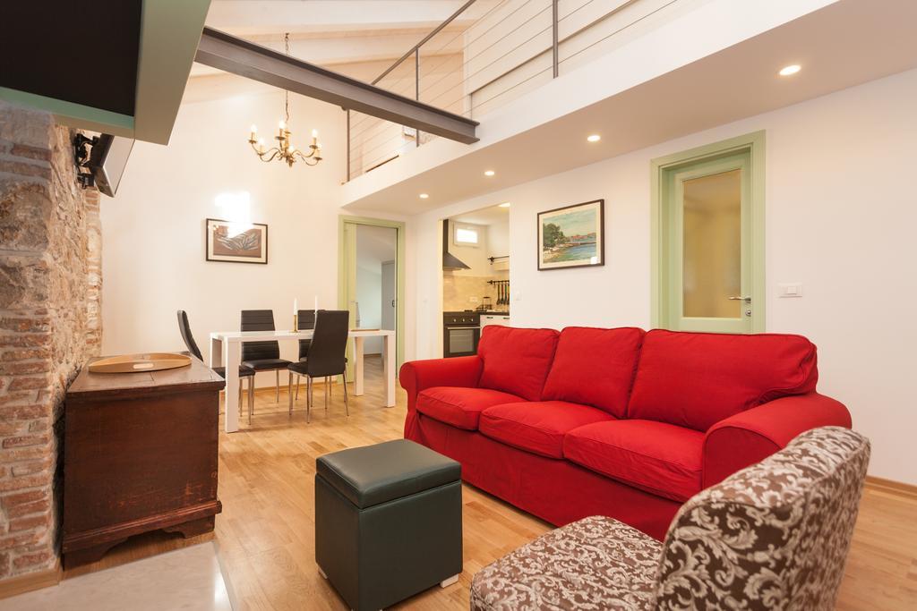 Apartment Amare ロヴィニ エクステリア 写真